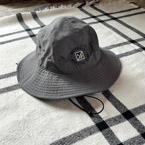 UNDER ARMOUR OSFA Golf Bucket Hat